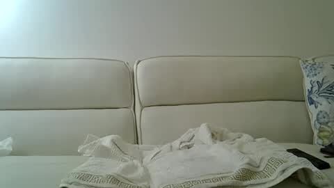 Snapshot of beachlover39 chatting on May 2026 02:40:01 AM Beachlover39 online show from May 2026 02:40:01 AM