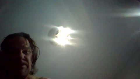 Snapshot of beachmonty chatting on December 2025 05:02:02 AM beachmonty online show from December 2025 05:02:02 AM