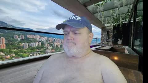 Dookie online show from October 2025 06:41:02 PM