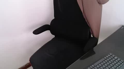 Beard Guy online show from April 2026 02:55:02 PM