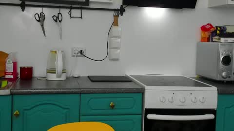 Zeus online show from April 2026 12:46:02 AM