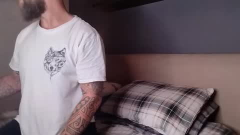 beardedtattedguy online show from October 2025 03:12:01 PM