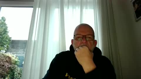 Snapshot of beardman916444 chatting on November 2025 02:39:01 PM Beardman online show from November 2025 02:39:01 PM