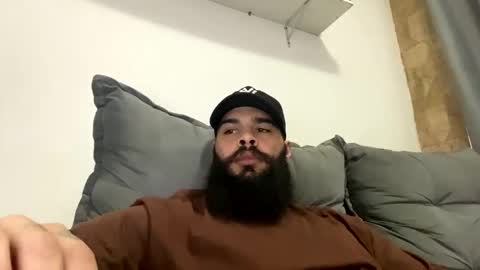 Min online show from April 2026 01:42:02 AM