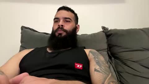 Snapshot of beardmax chatting on April 2026 07:38:02 PM Min online show from April 2026 07:38:02 PM