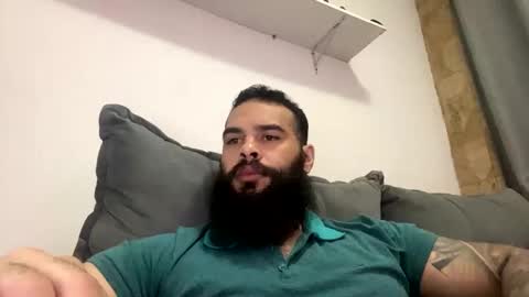 Snapshot of beardmax chatting on April 2026 07:47:01 AM Min online show from April 2026 07:47:01 AM