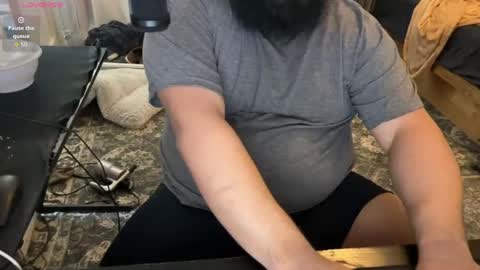 Snapshot of beardudeguy chatting on May 2026 05:31:01 PM beardudeguy online show from May 2026 05:31:01 PM