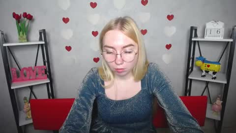 BeatriceFlyy online show from December 2024 04:38:02 PM