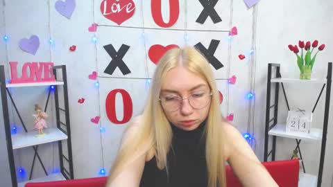 BeatriceFlyy online show from February 2025 12:16:01 PM