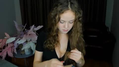 BeatriceWild online show from November 2025 11:11:01 AM