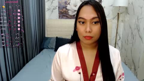 Im Kim and Im Single in real life online show from March 2026 04:46:02 PM