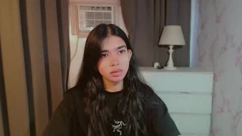 TRIXIE online show from April 2026 02:17:02 AM