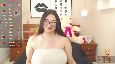 beautty_pink online show from January 2025 05:06:01 PM