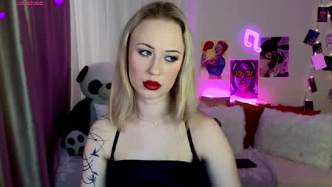 Snapshot of beauty_sashaxx chatting on May 2026 03:21:02 PM beauty Sasha online show from May 2026 03:21:02 PM