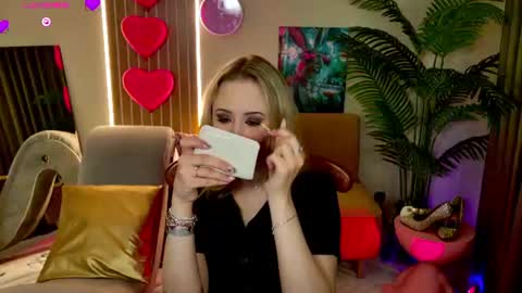 Snapshot of beauty_sashaxx chatting on June 2026 03:22:01 PM beauty Sasha online show from June 2026 03:22:01 PM