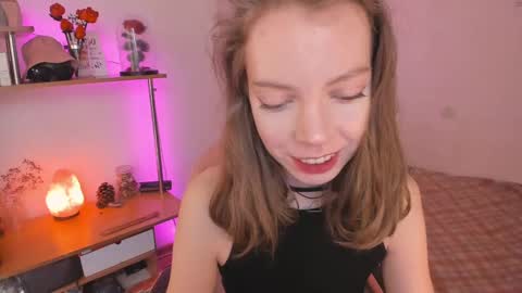 Snapshot of beautyeliise chatting on March 2025 09:13:01 AM Eliise online show from March 2025 09:13:01 AM