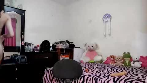 BeautyMaffe online show from November 2025 02:22:01 AM