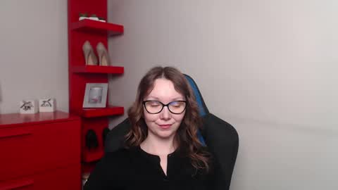 Zoe online show from March 2025 07:57:02 AM