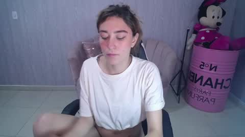 beba_fox_a online show from November 2025 03:37:02 AM