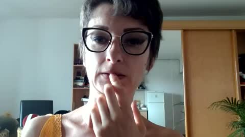 Snapshot of bebacksooon chatting on July 2026 02:57:01 PM Raluca online show from July 2026 02:57:01 PM