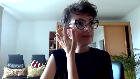 Snapshot of bebacksooon chatting on July 2026 10:51:02 AM Raluca online show from July 2026 10:51:02 AM