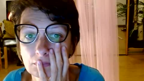 Snapshot of bebacksooon chatting on July 2026 07:23:02 PM Raluca online show from July 2026 07:23:02 PM
