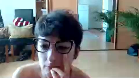 Snapshot of bebacksooon chatting on July 2026 11:42:02 AM Raluca online show from July 2026 11:42:02 AM