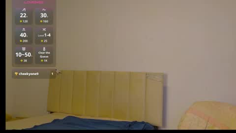 Jennifer online show from April 2026 09:37:02 PM