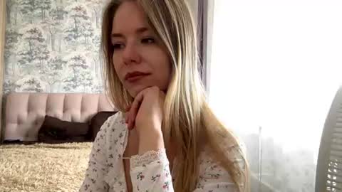 Snapshot of bebravee chatting on June 2026 07:43:01 AM Melissa online show from June 2026 07:43:01 AM