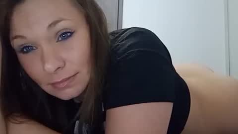 BECKY BOO  online show from November 2025 10:04:02 AM
