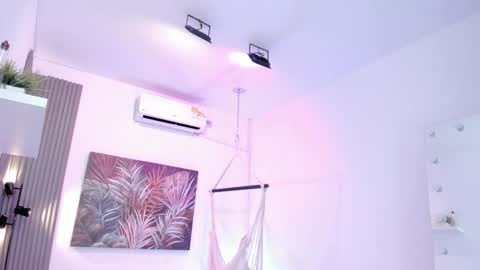 Victoria  online show from April 2026 11:10:02 AM