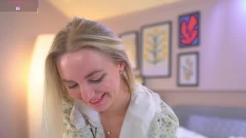 beckyissweetie online show from May 2026 08:20:01 AM