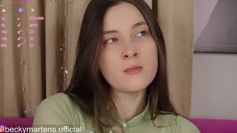 Snapshot of beckymartens chatting on May 2026 04:06:02 AM BeckyMartens come join me on while im offline here online show from May 2026 04:06:02 AM