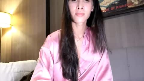Snapshot of bee_thai chatting on May 2026 04:36:02 PM bee_thai online show from May 2026 04:36:02 PM