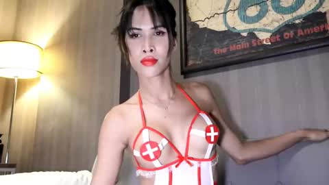 Snapshot of bee_thai chatting on May 2026 03:31:02 PM bee_thai online show from May 2026 03:31:02 PM