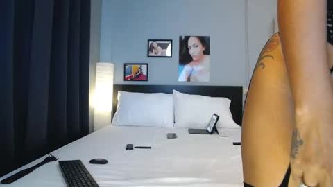 Snapshot of beebeethai chatting on November 2025 02:00:02 AM Bee if you ever see the girl who can take 12 inch all the way inside the ass try me online show from November 2025 02:00:02 AM