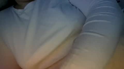 Snapshot of beeinmedeep chatting on December 2024 01:39:01 AM beeinmedeep online show from December 2024 01:39:01 AM