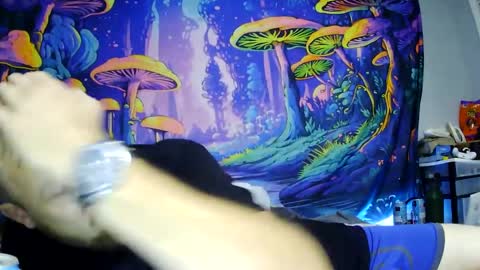 Snapshot of beercanthickness chatting on October 2025 02:50:02 AM Dunkindaddy online show from October 2025 02:50:02 AM