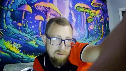 Snapshot of beercanthickness chatting on October 2025 04:53:02 AM Dunkindaddy online show from October 2025 04:53:02 AM