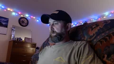 Beetee77 online show from October 2025 12:41:02 AM