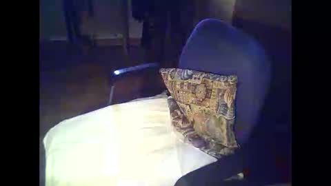 bekklove1 online show from October 2025 02:40:02 PM