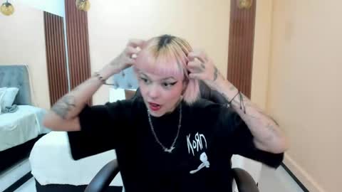 Bela online show from May 2026 12:46:01 PM