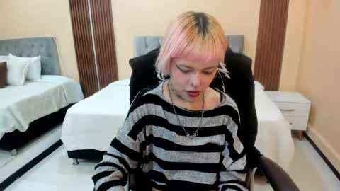 Bela online show from May 2026 01:07:01 PM