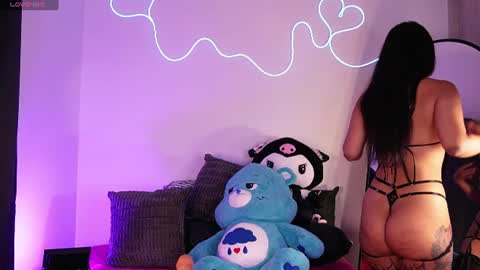 Bela Palmer online show from June 2026 03:56:01 AM