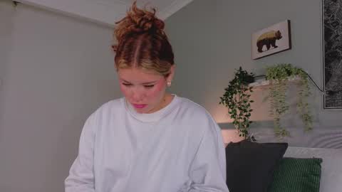 Snapshot of belamiller chatting on October 2025 11:44:01 AM BELA online show from October 2025 11:44:01 AM