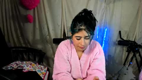 Snapshot of belinda_luna_ chatting on February 2025 03:04:02 AM modelo independiente online show from February 2025 03:04:02 AM