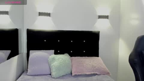 Snapshot of belinda_ws chatting on September 2025 02:22:02 PM Bella online show from September 2025 02:22:02 PM