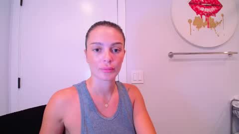 Snapshot of bell_kim chatting on May 2026 01:03:01 AM Bell kim online show from May 2026 01:03:01 AM