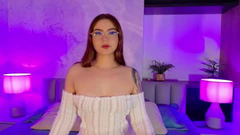 BELLA online show from October 2025 12:17:01 PM