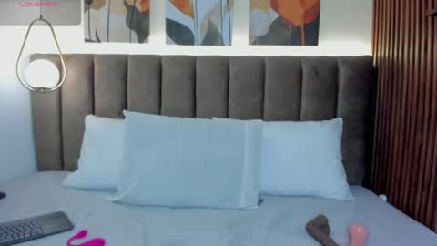 bella13_ online show from July 2026 08:40:02 PM